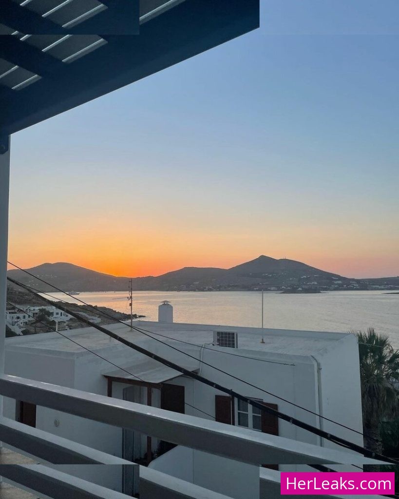 Gabriella Davies - Image 82