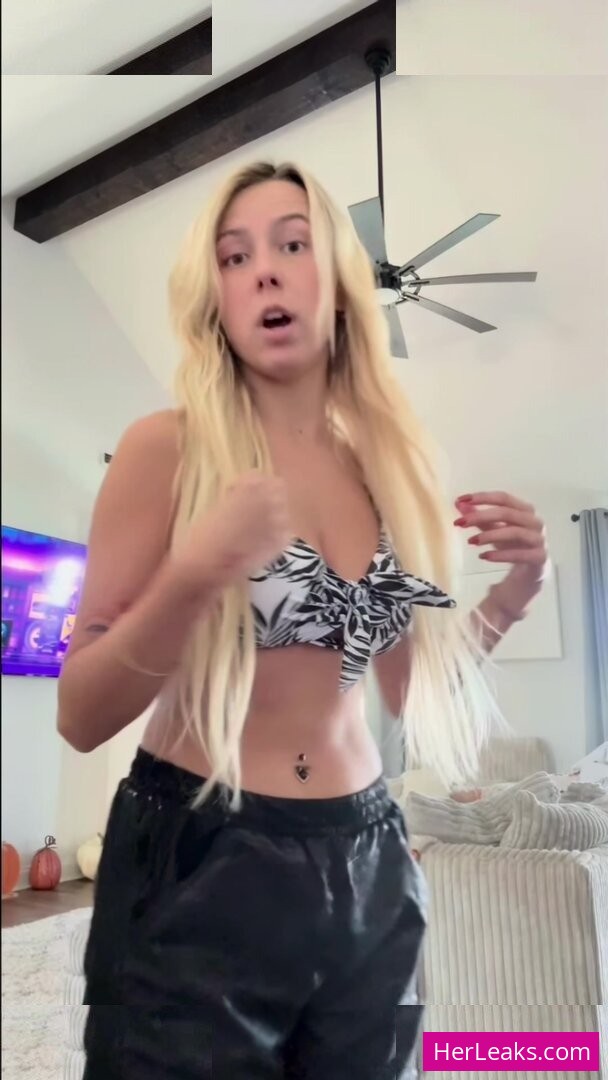 Hailey Welch - Image 30