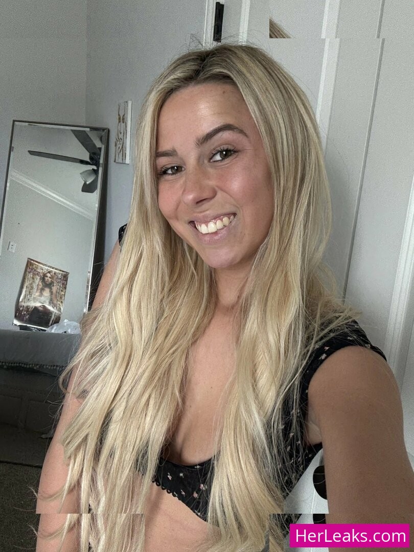 Hailey Welch - Image 26