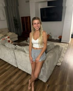 Hailey Welch - Image 73