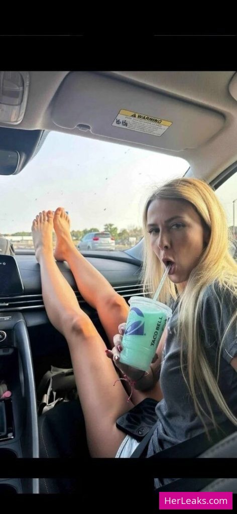 Hailey Welch - Image 15