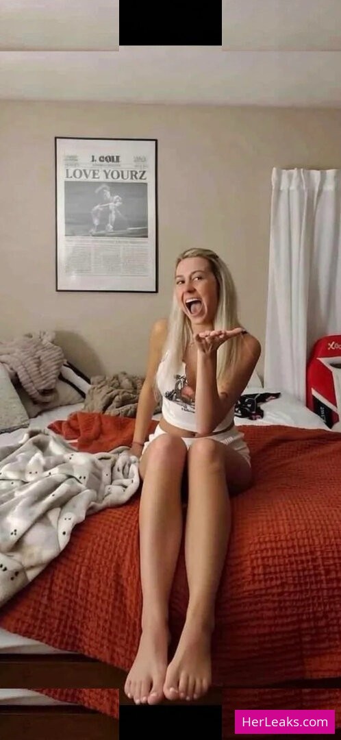 Hailey Welch - Image 5