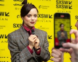 Jenna Ortega - Image 453