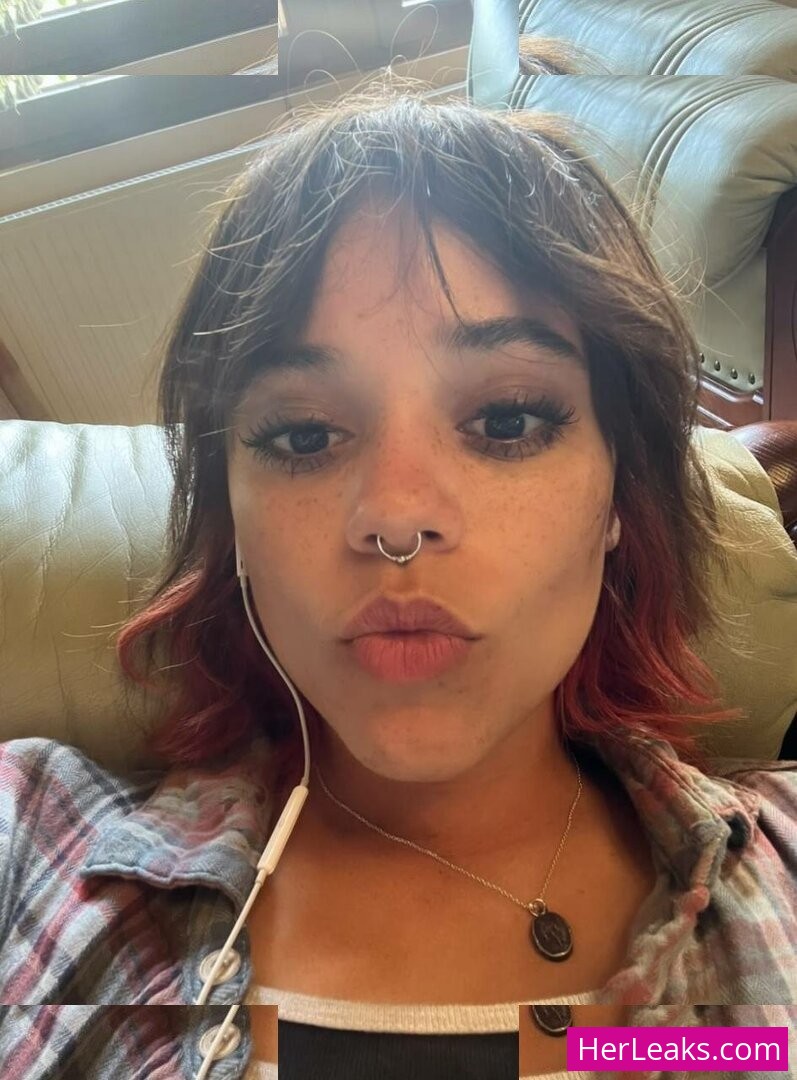 Jenna Ortega - Image 126