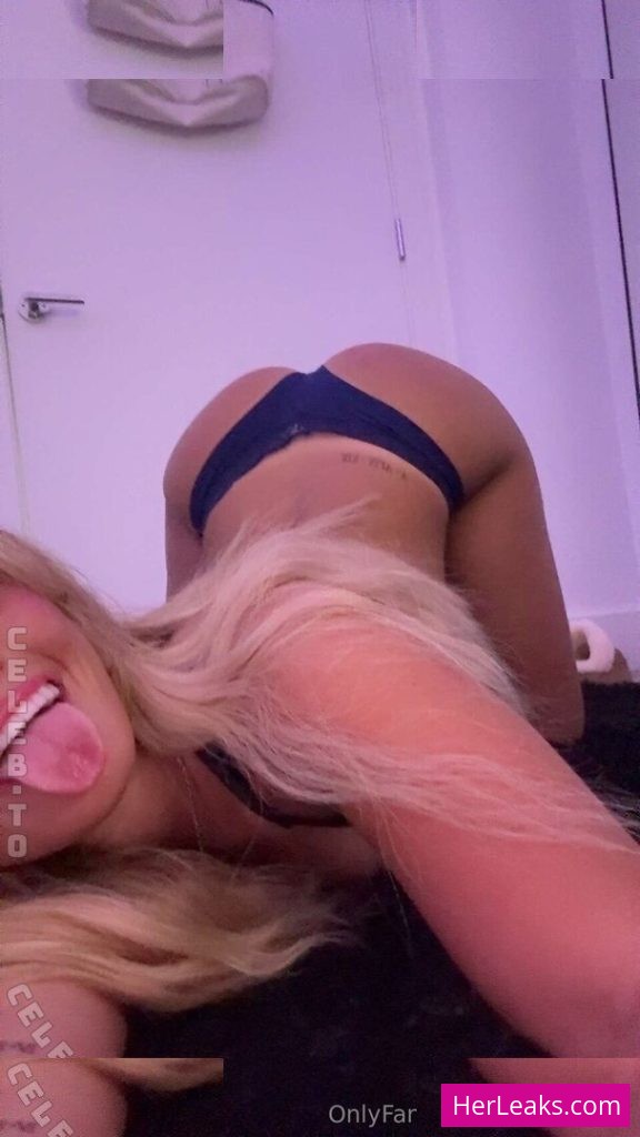 Julianna Peyton - Image 44