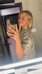 Julianna Peyton - Image 97