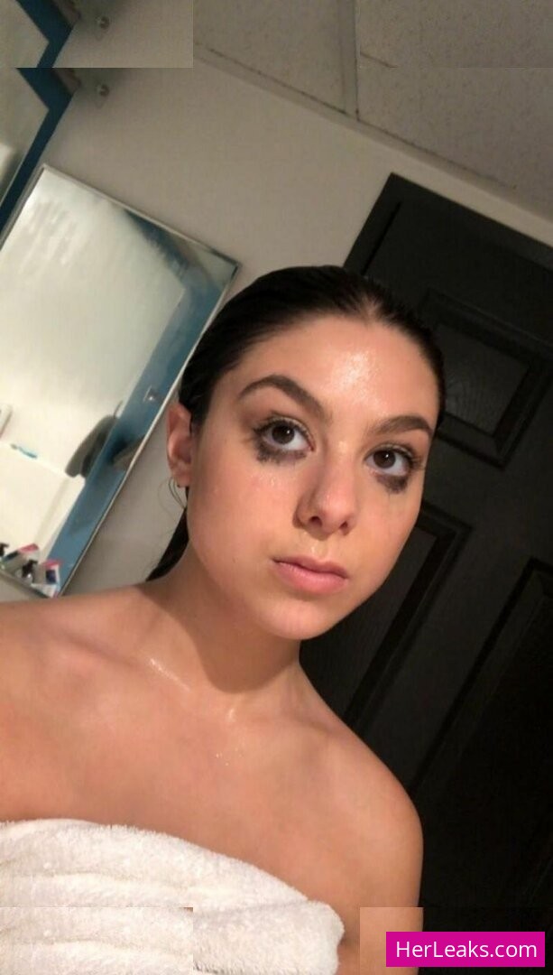 Kira Kosarin - Image 171