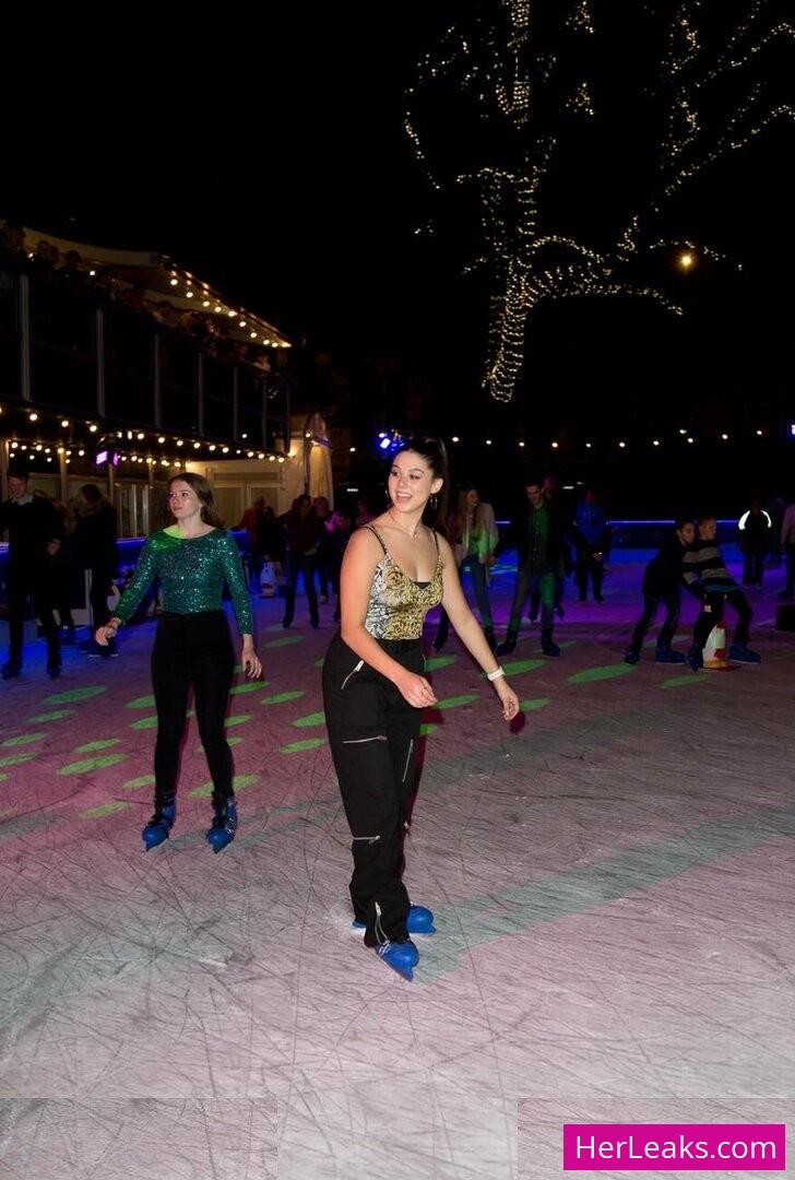 Kira Kosarin - Image 49