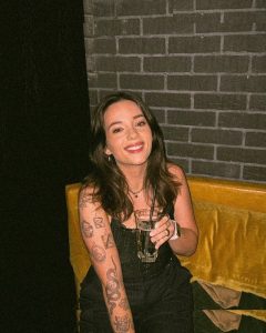 Lauren Williams - Image 262