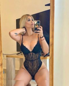 Maria Julissa - Image 448