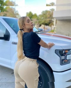 Maria Julissa - Image 440