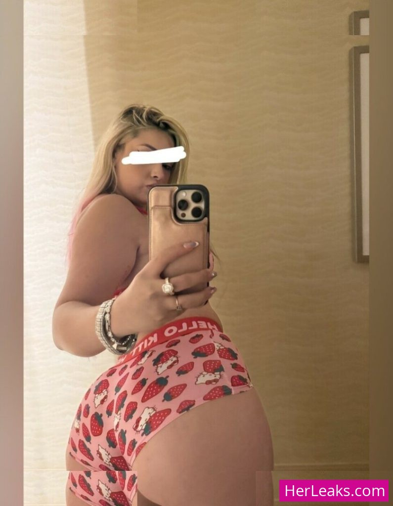 Maria Julissa - Image 32