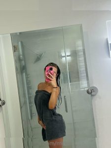 McKinley Richardson - Image 132