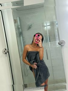 McKinley Richardson - Image 131