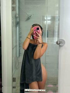 McKinley Richardson - Image 129