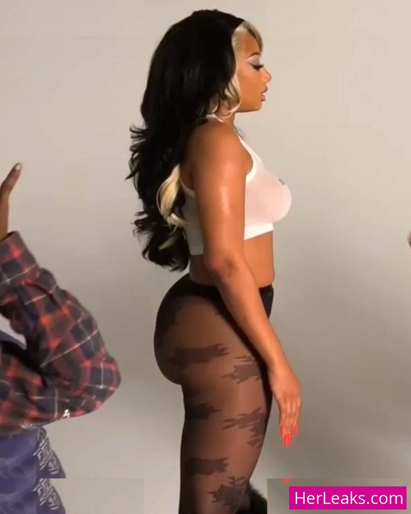 Megan Thee Stallion - Image 156