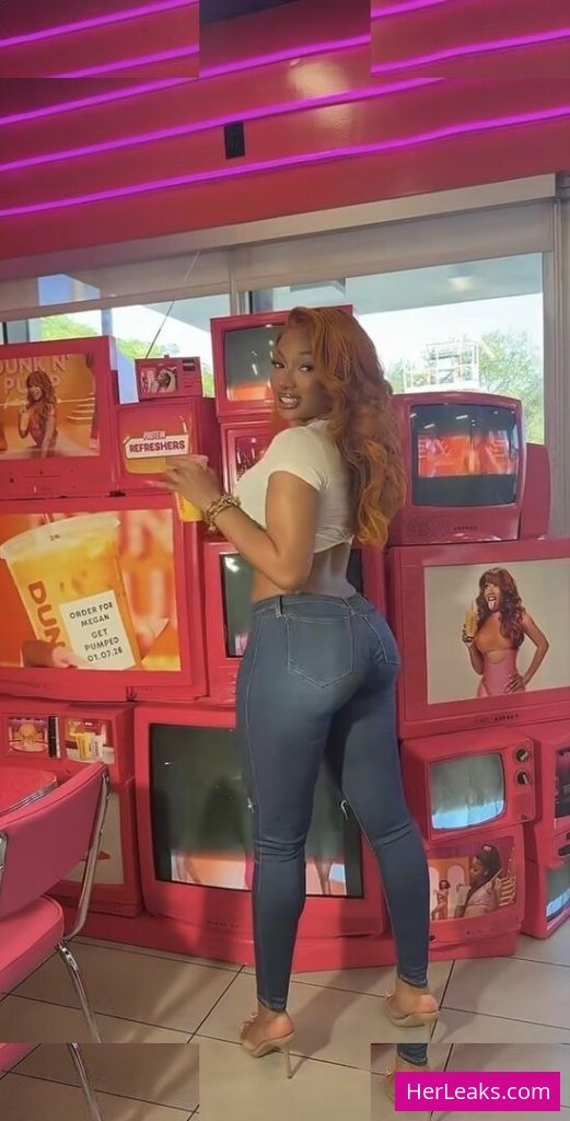 Megan Thee Stallion - Image 33