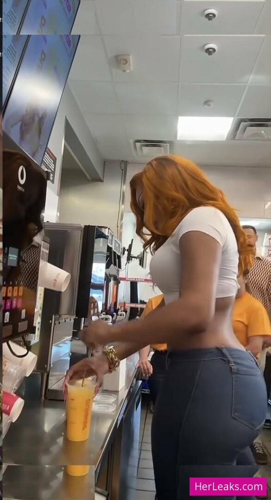 Megan Thee Stallion - Image 32