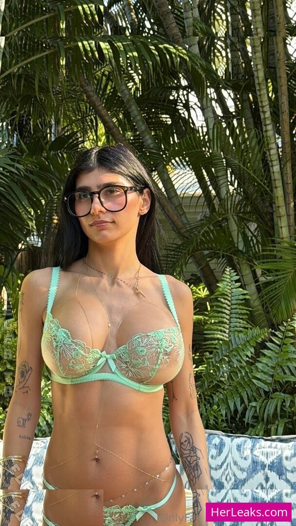Mia Khalifa - Image 260