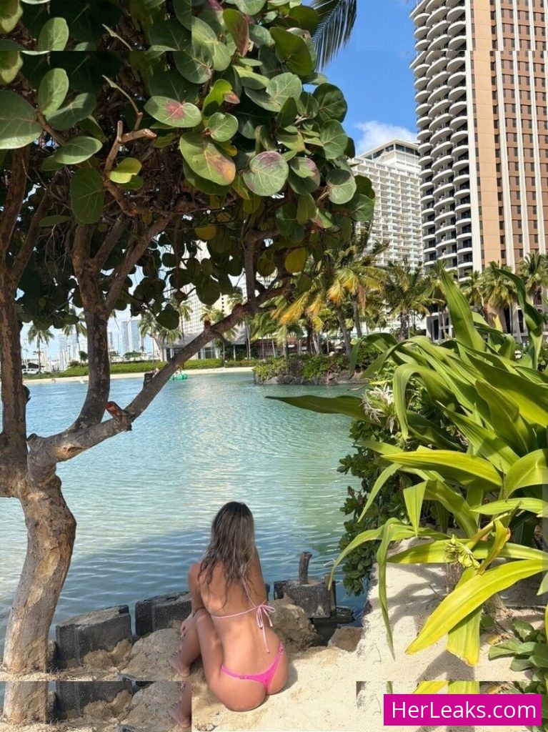 missemelia7 - Image 13