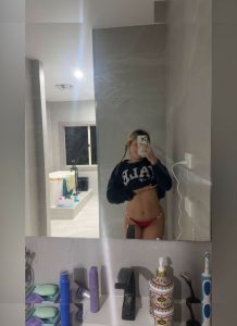 missemelia7 - Image 11