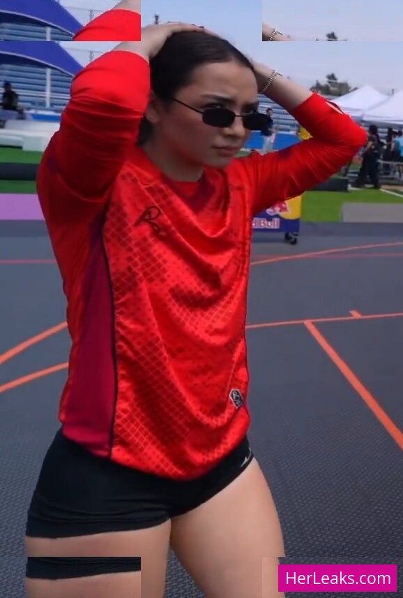 Sakura Shymko - Image 92