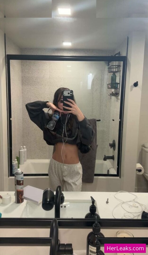 Sakura Shymko - Image 170