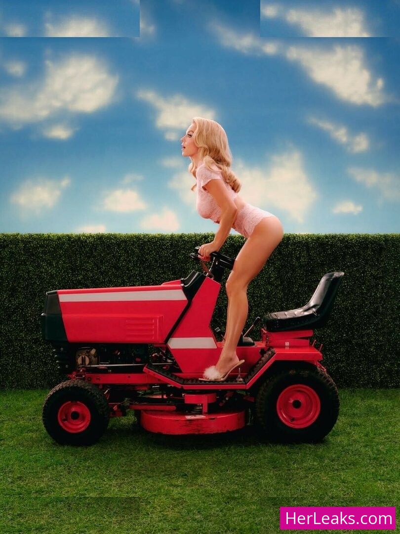 Sydney Sweeney - Image 80