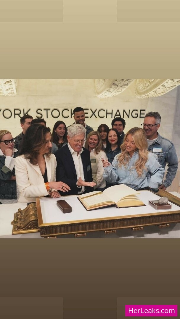 Sydney Sweeney - Image 292