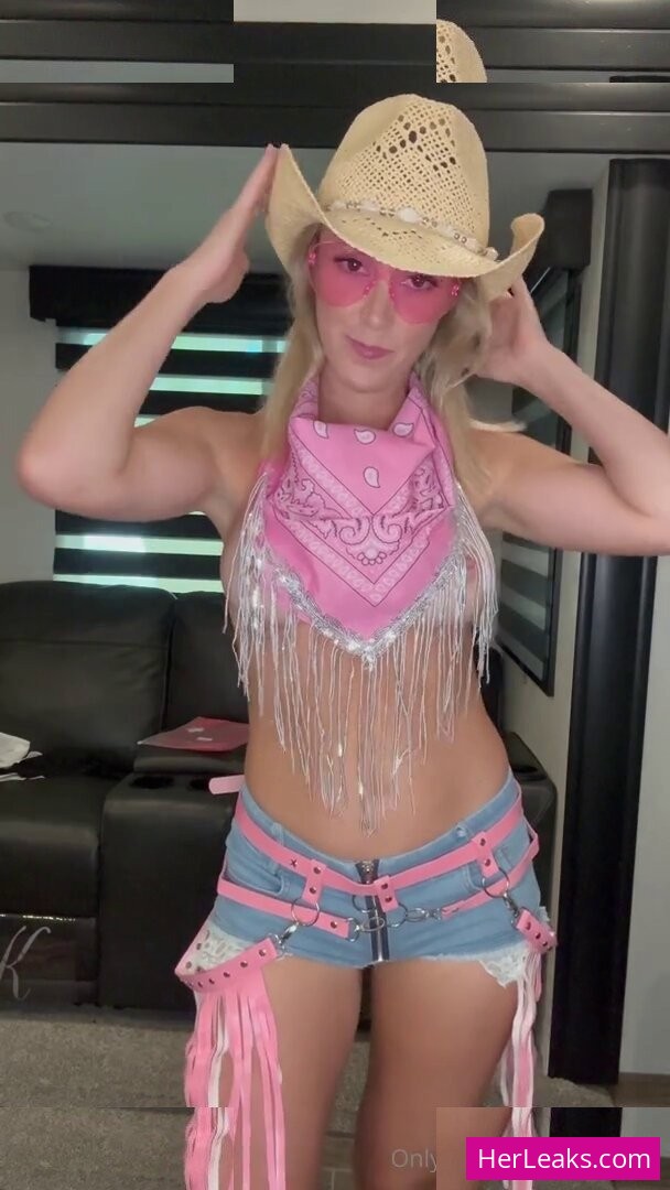 Vicky Stark - Image 47