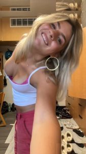 Ainsley Rolstad - Image 25