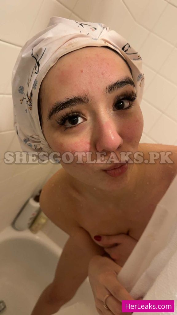 Leena Banuelos - Image 49