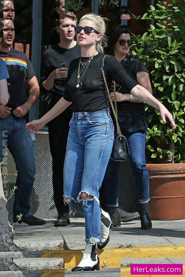 Amber Heard - Image 125