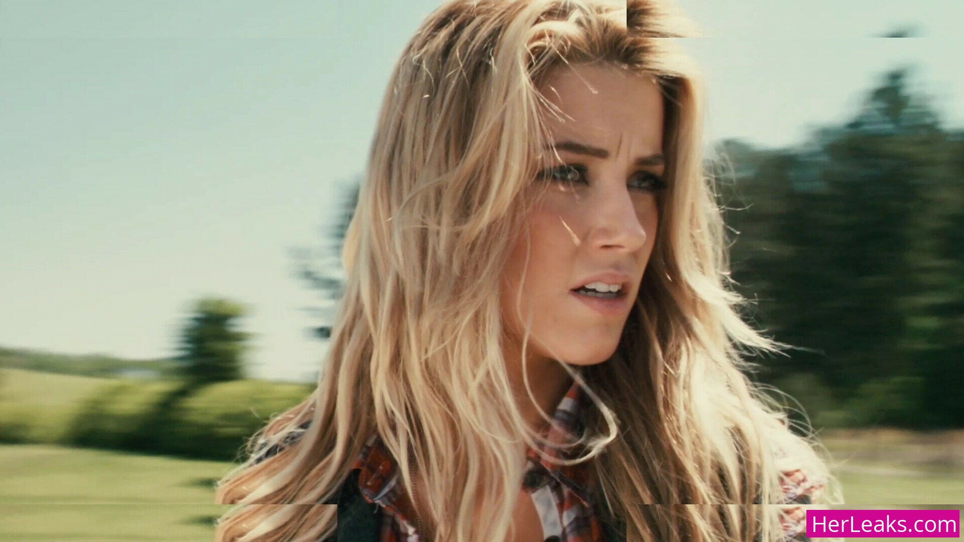 Amber Heard - Image 41