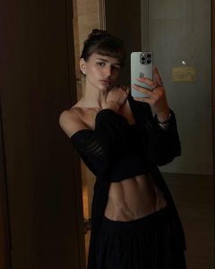 Anastasiia Mironova - Image 202
