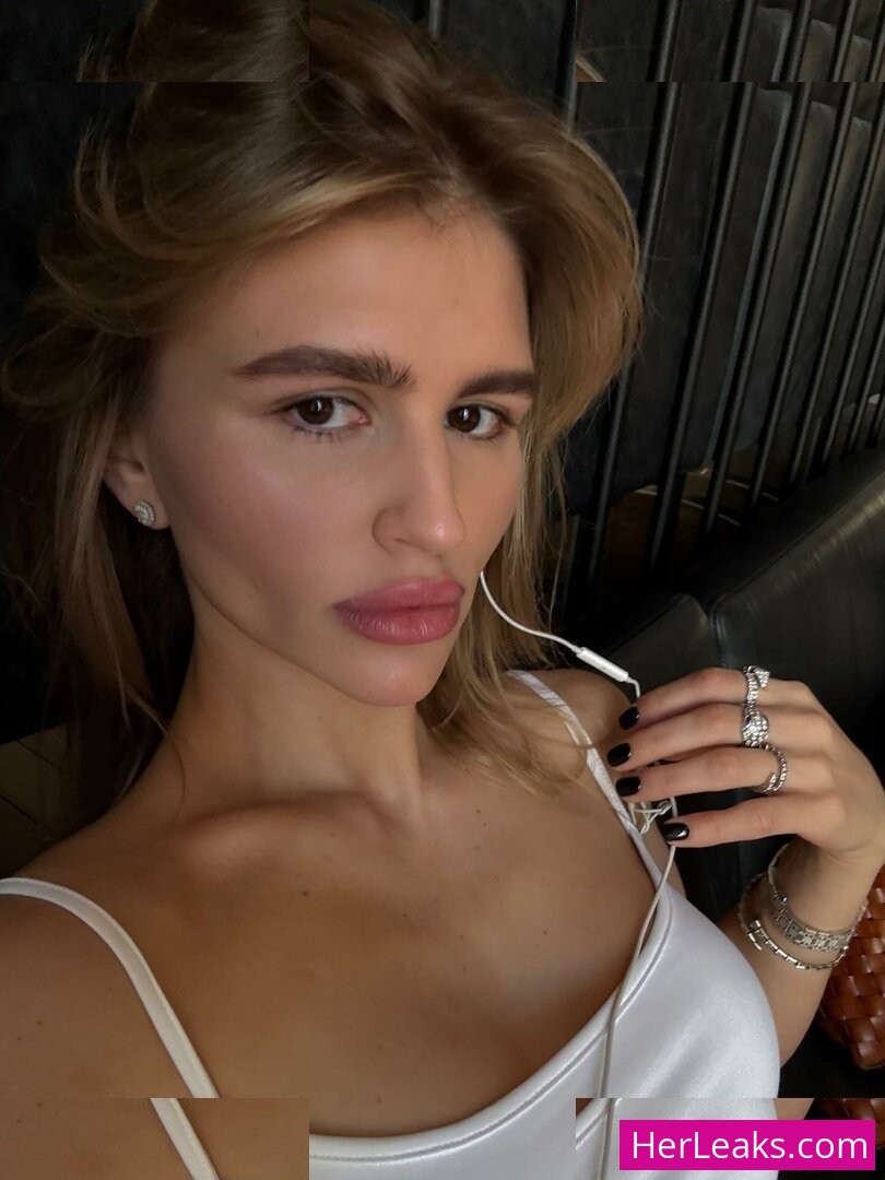Anastasiia Mironova - Image 125
