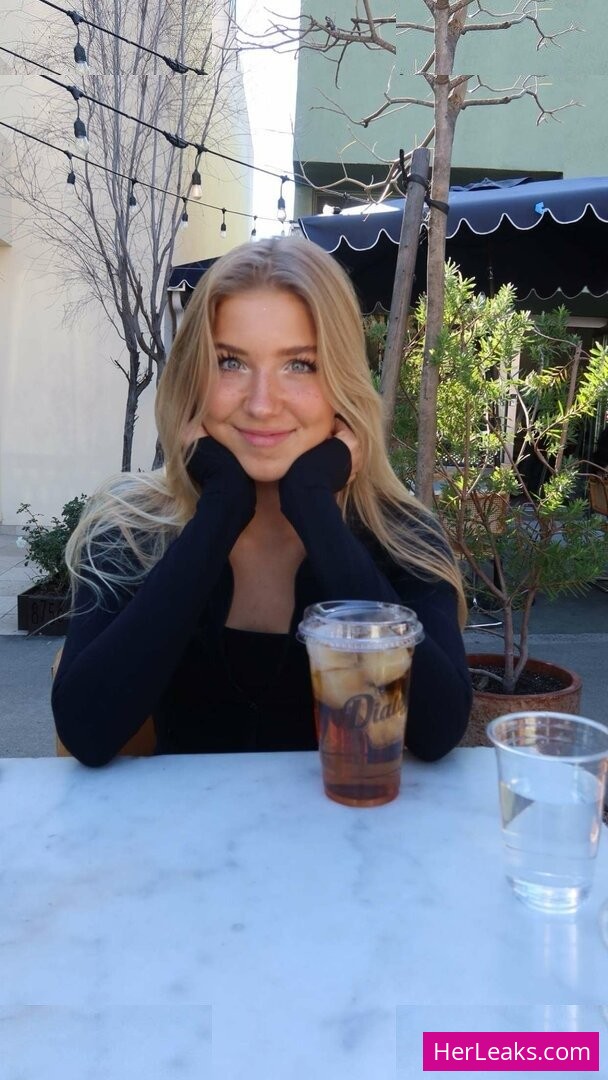 Aniela Leon - Image 173