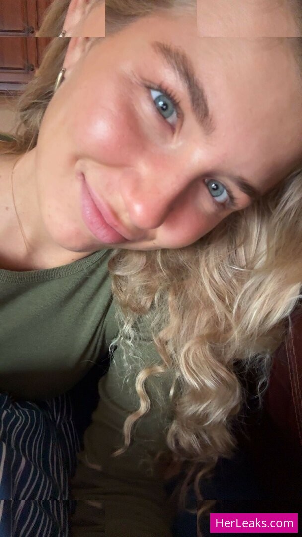 Aniela Leon - Image 159