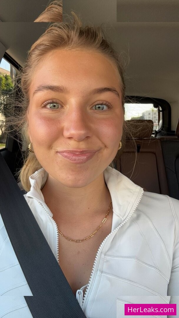 Aniela Leon - Image 105