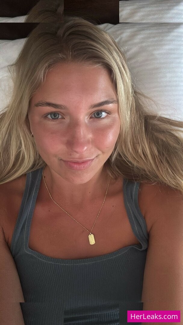 Aniela Leon - Image 375