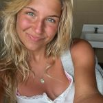 Aniela Leon - Image 360