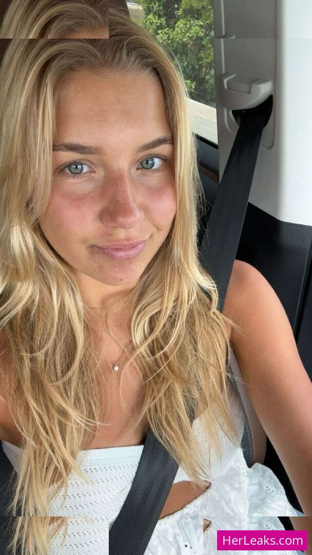 Aniela Leon - Image 333