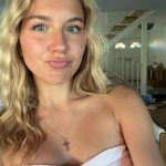 Aniela Leon - Image 292