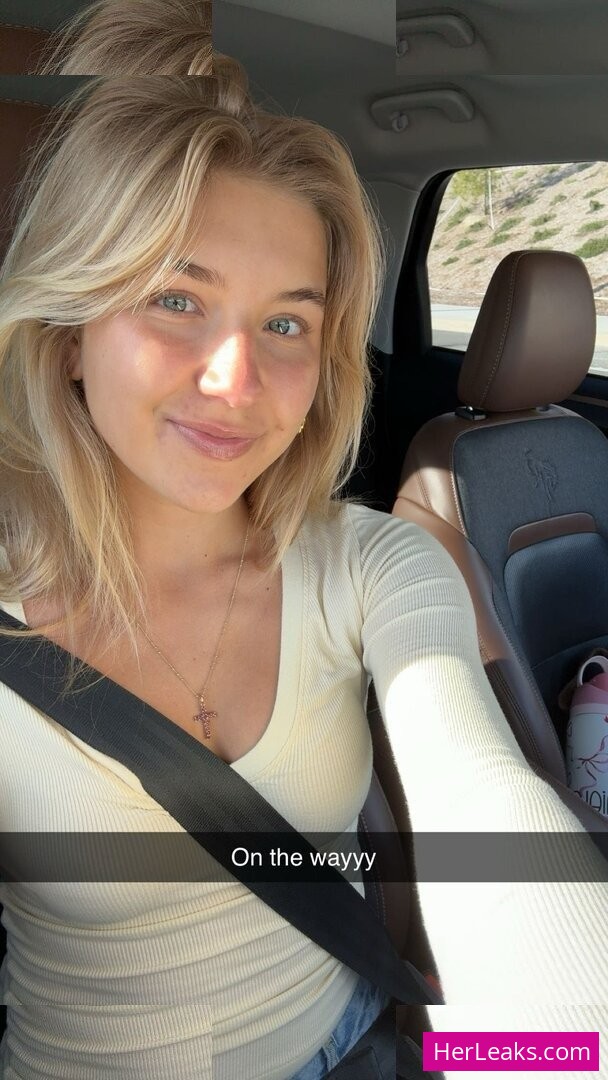 Aniela Leon - Image 282