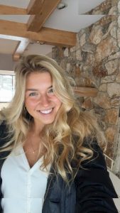 Aniela Leon - Image 478