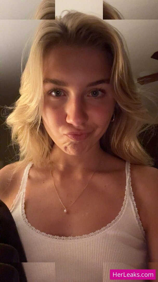 Aniela Leon - Image 246