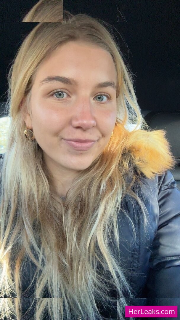 Aniela Leon - Image 234