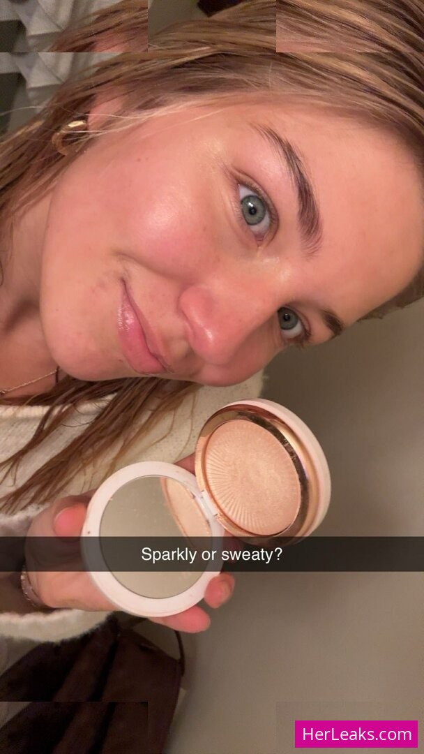 Aniela Leon - Image 228