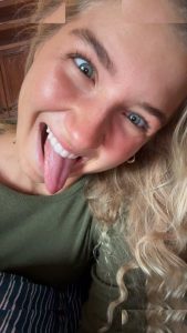 Aniela Leon - Image 443