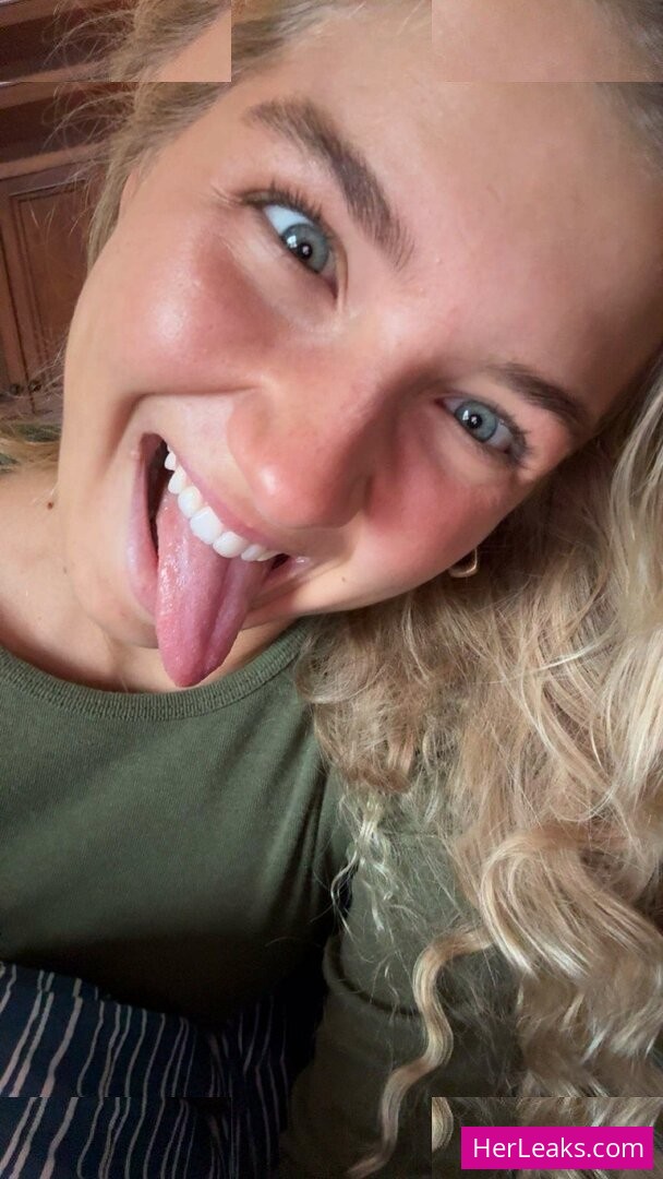 Aniela Leon - Image 182